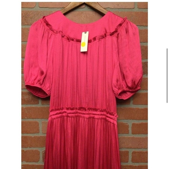 Anthropologie / Current Air Puff Sleeve satin Ruffle Tiered Maxi Dress pink M - Picture 5 of 7